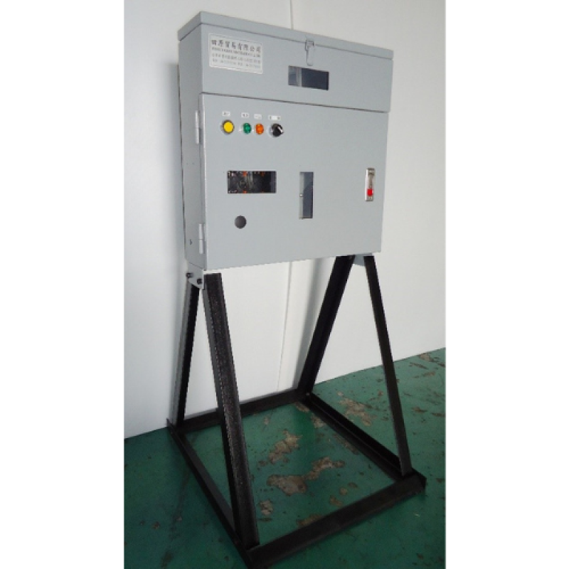 Dry plunger lubricant dispenser